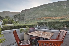 Lodge_on_green-Hermanus28