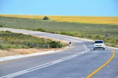 New Tarred Road between Gansbaai and Bredasdorp Opens